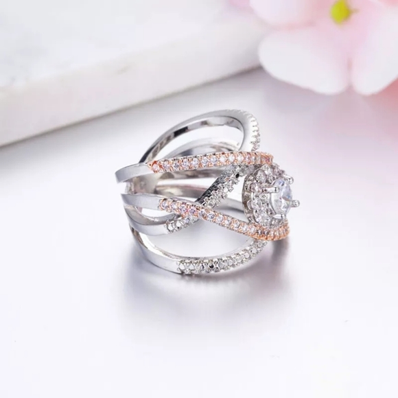 New Designer Silver&Rose Gold Round Diamond Ring - Picture 4 of 4